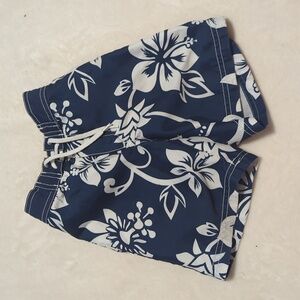 Old Navy boys 2T swim trunks